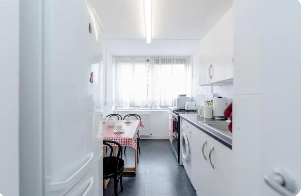 Homestay Spacious Double By Batteresa Park - Zone 1