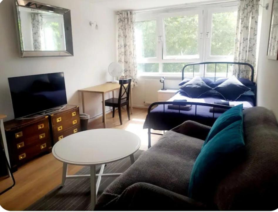 Homestay Spacious Double By Batteresa Park - Zone 1 London
